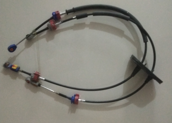 Auto cabo 55230984 do deslocamento de engrenagem do controle de tamanho padrão do PVC + do FERRO para Fiat